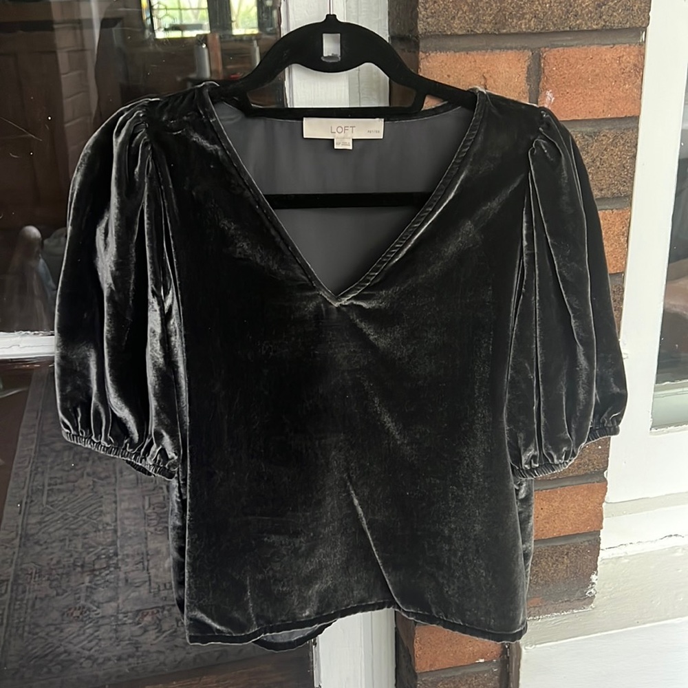 Grey velour shimmer top